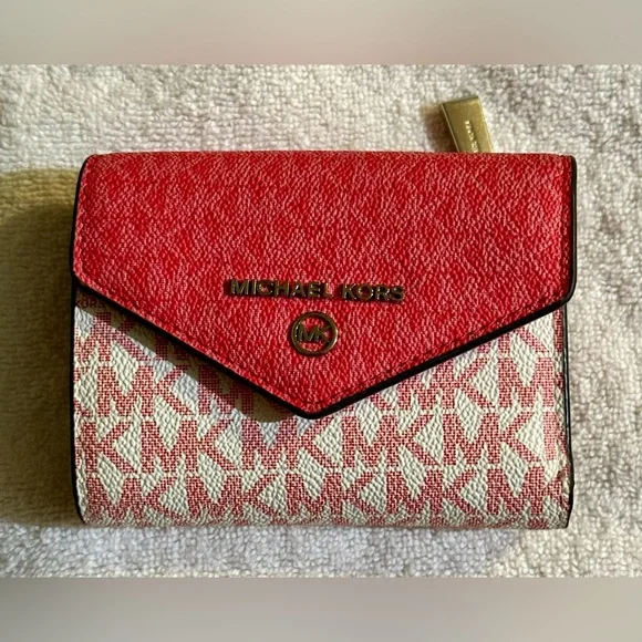 Michael Kors Dark Pink nd White Tri-Fold Wallet - Picture 13 of 17